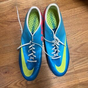 Nike Mercurial soccer cleat mens Sz 11 EUC LIGHTWEIGHT